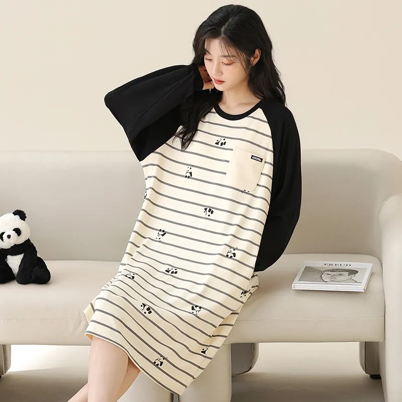 Floating Light Islands Nightgown Women's Box White-2