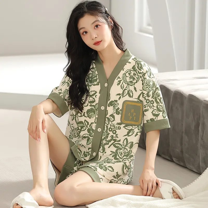 Floating Light Islands Pajama Set Women's Box Green-7