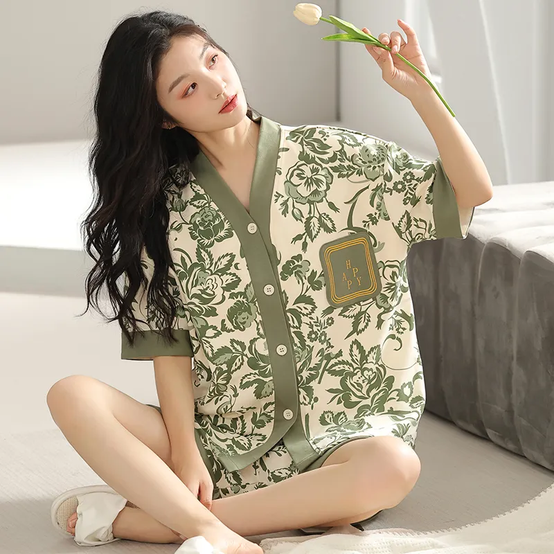 Floating Light Islands Pajama Set Women's Box Green-6