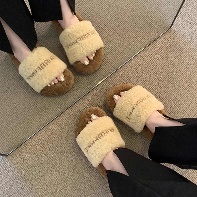 Pretty Tiffin Abrasion Resistant Slide Slippers Women's-1