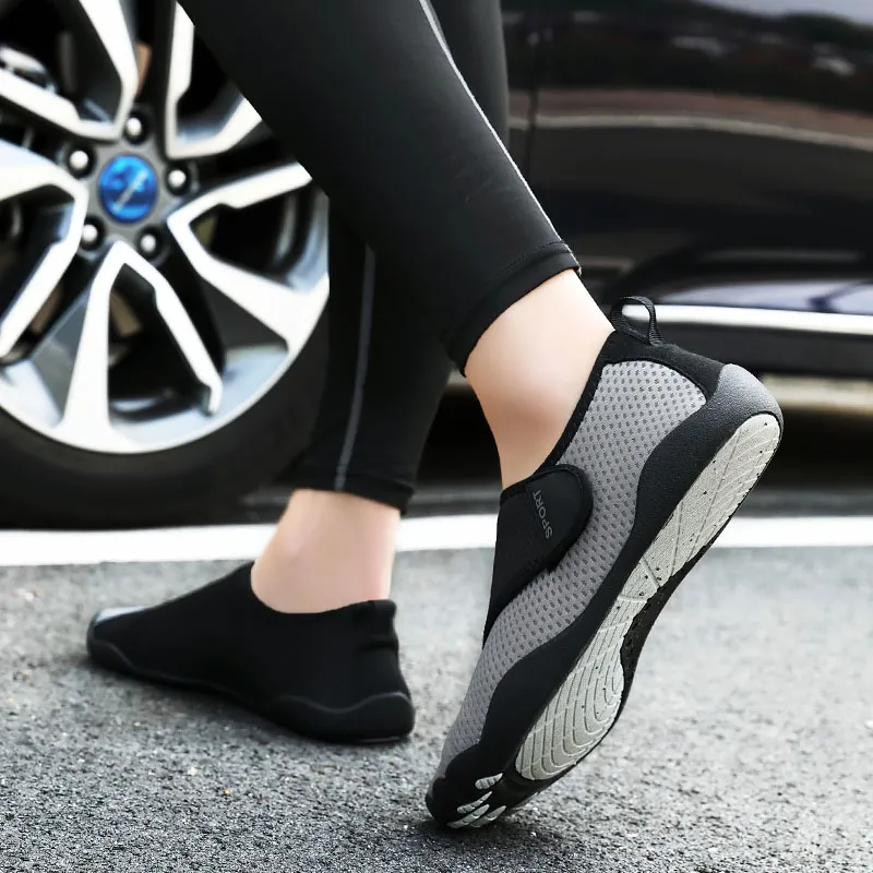 GESENLANG Anti Slip Wear Resistant Low Top Outdoor Shoes Unisex-14