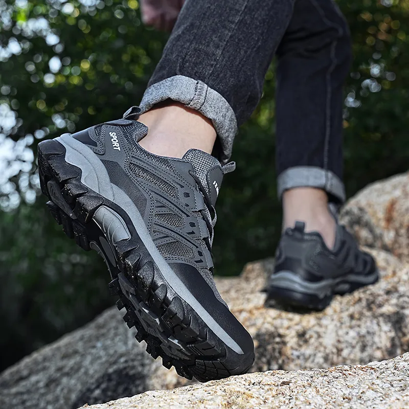 GESENLANG Wear Resistant Breathable Slip Resistant Low Top Outdoor Shoes Men's Black-8