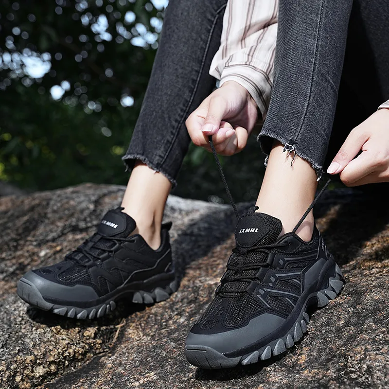 GESENLANG Cushioned Water Resistant Slip Resistant Low Top Outdoor Shoes Women's Black-5