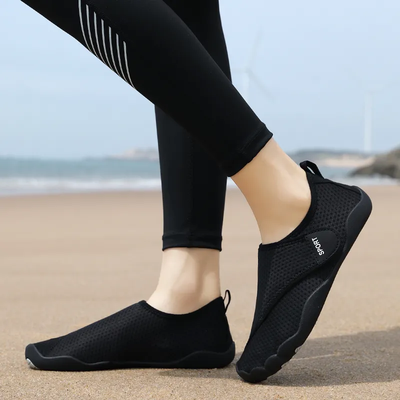 GESENLANG Anti Slip Wear Resistant Low Top Outdoor Shoes Unisex-4