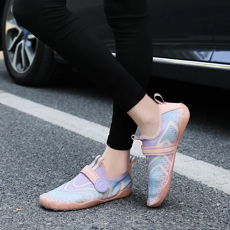 GESENLANG Slip Resistant Breathable Abrasion Resistant Low Top Casual Shoes Women's-3