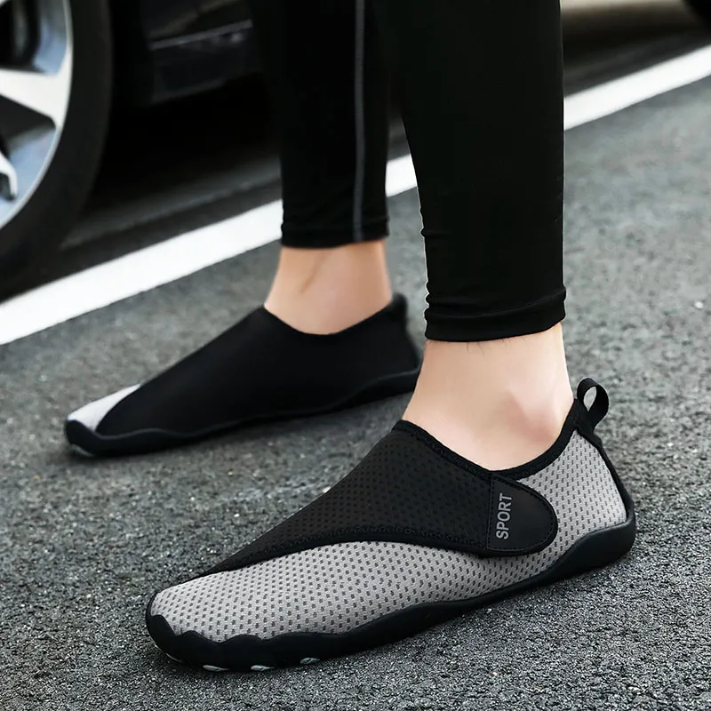 GESENLANG Anti Slip Wear Resistant Low Top Outdoor Shoes Unisex-11