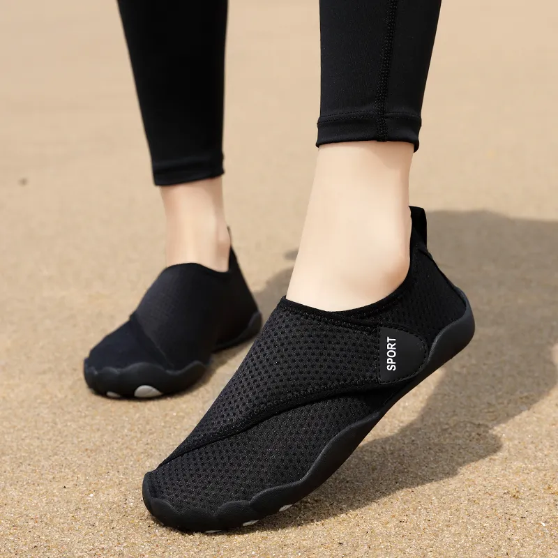 GESENLANG Anti Slip Wear Resistant Low Top Outdoor Shoes Unisex-3