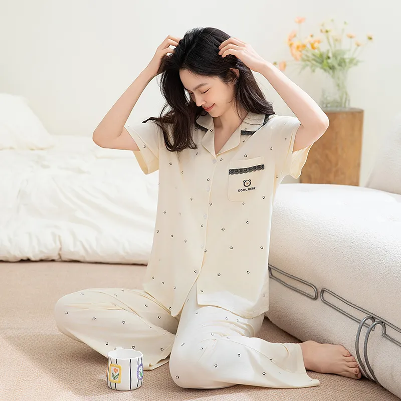 White Ran Pajama Set Women's Image Color-1