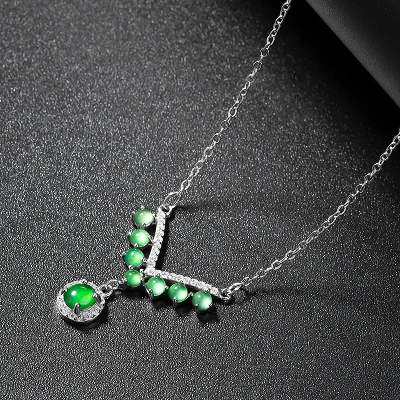 Artisan Lock Heart Jade Ice Glutinous Necklaces Women's-2