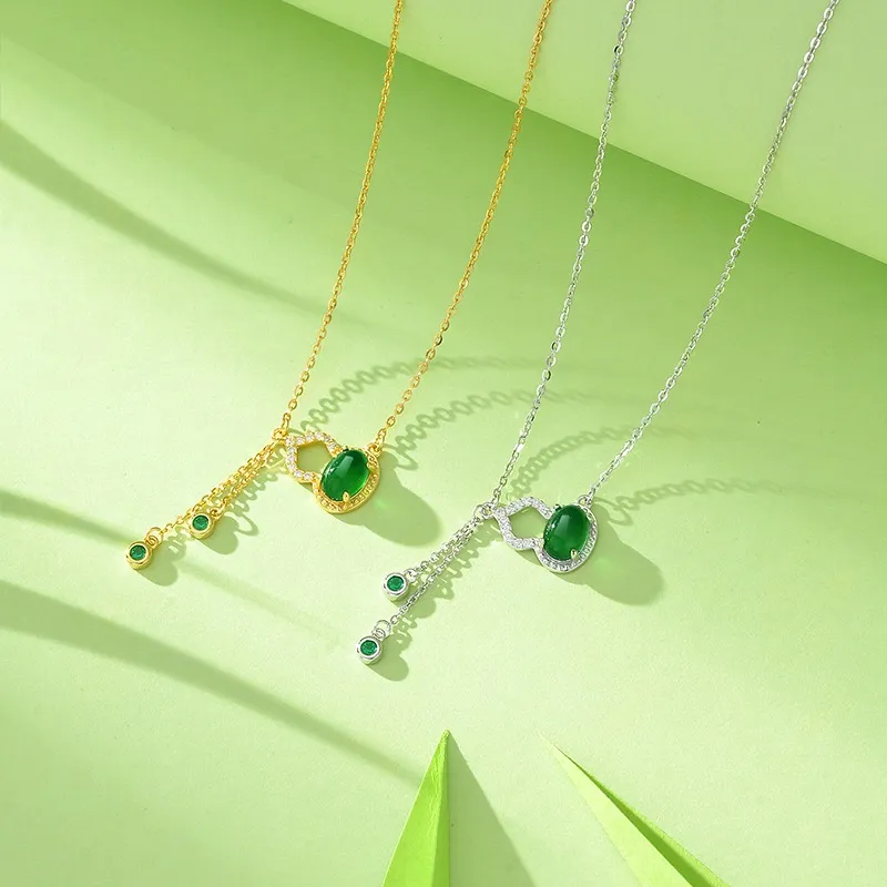 Artisan Lock Heart Jade Natural Chalcedony Necklaces Unisex-2