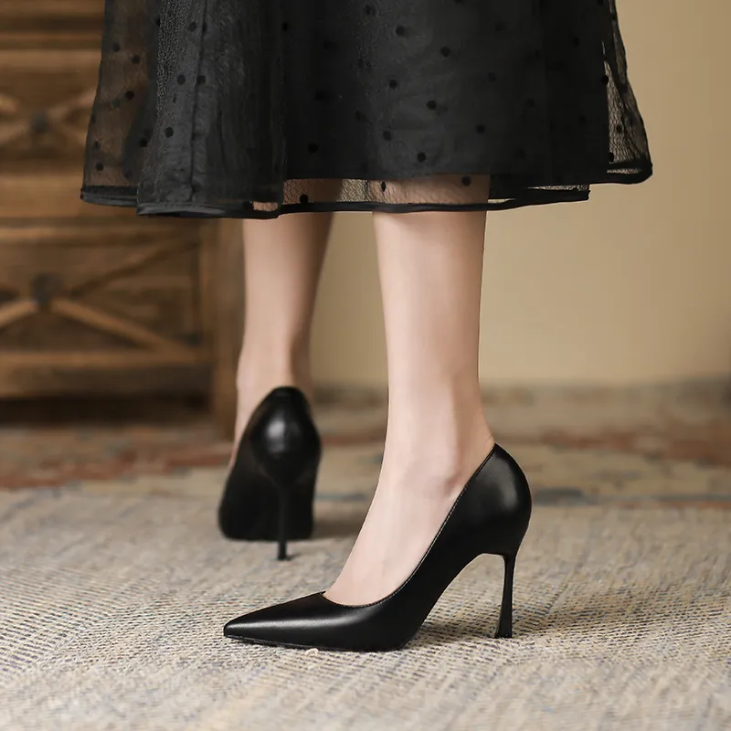 Zubumei Slim Heel High Heels 9cm Women's-3