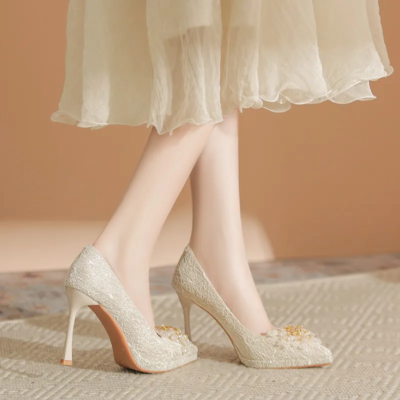 Zubumei Slim Heel High Heels Women's Champagne-4