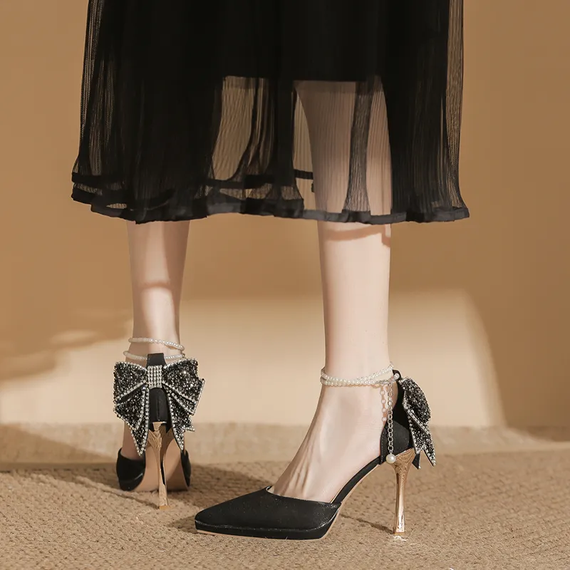 Zubumei Slim Heel High Heels 10CM Women's Black-1
