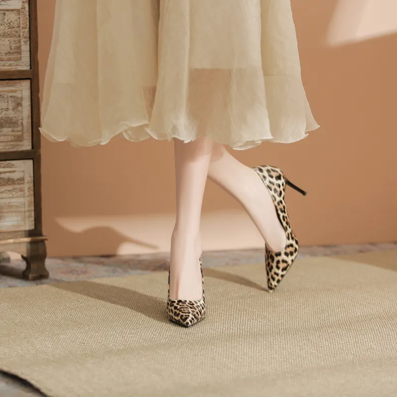 Zubumei Slim Heel High Heels Women's Leopard Print-6