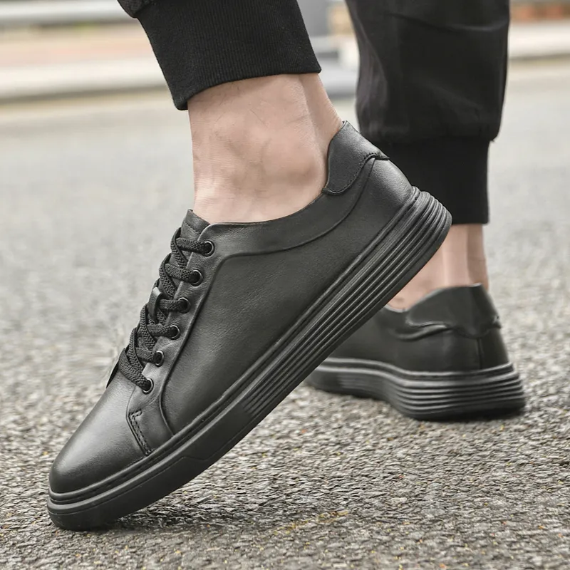 Extravagant Anti Slip Wear Resistant Lightweight Breathable Low Top Skateboard Shoes Men's Black-3