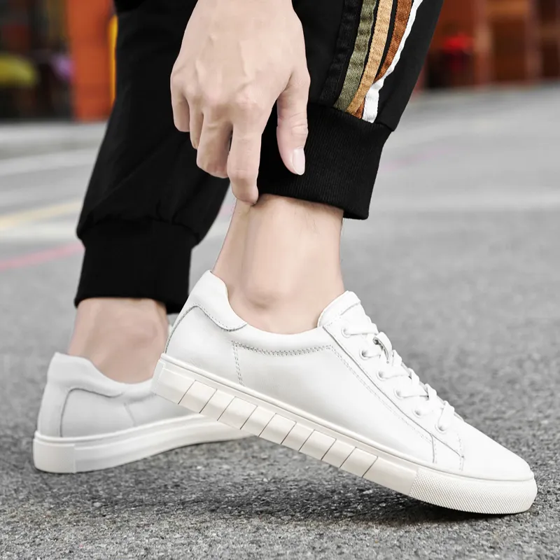 Extravagant Casual Shoes Men White-2