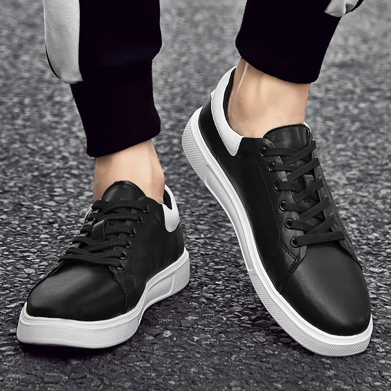 Extravagant Anti Slip Wear Resistant Lightweight Breathable Low Top Skateboard Shoes Men's Black-4