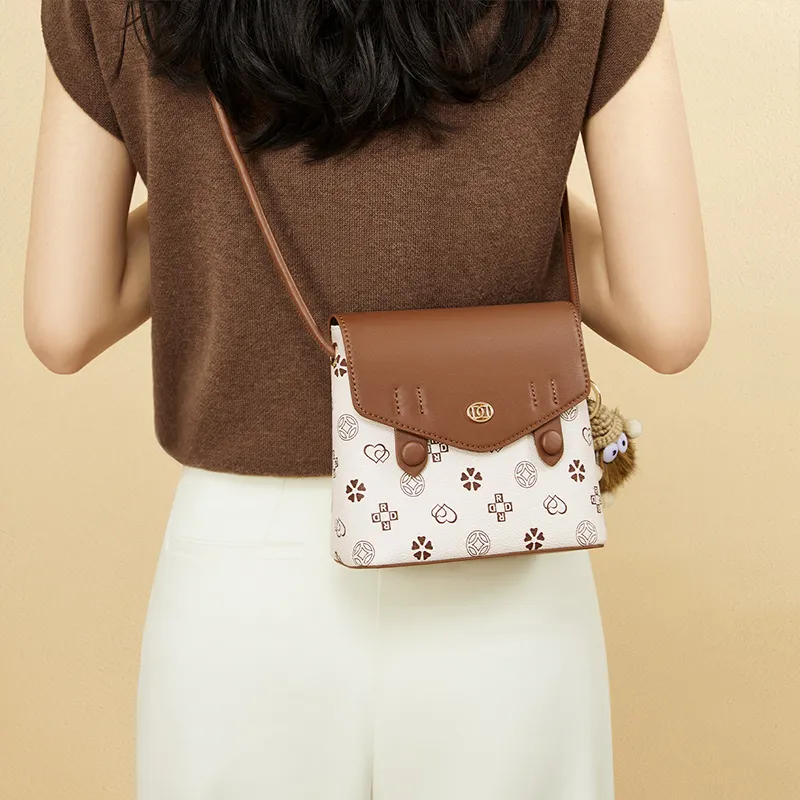 RED DRAGONFLY PVC Shoulder Bag, Crossbody Bag Regular Women's Ecru Brown-6