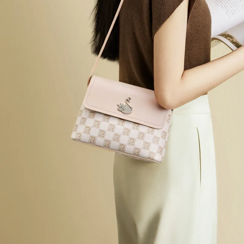 RED DRAGONFLY Crossbody Bags-5