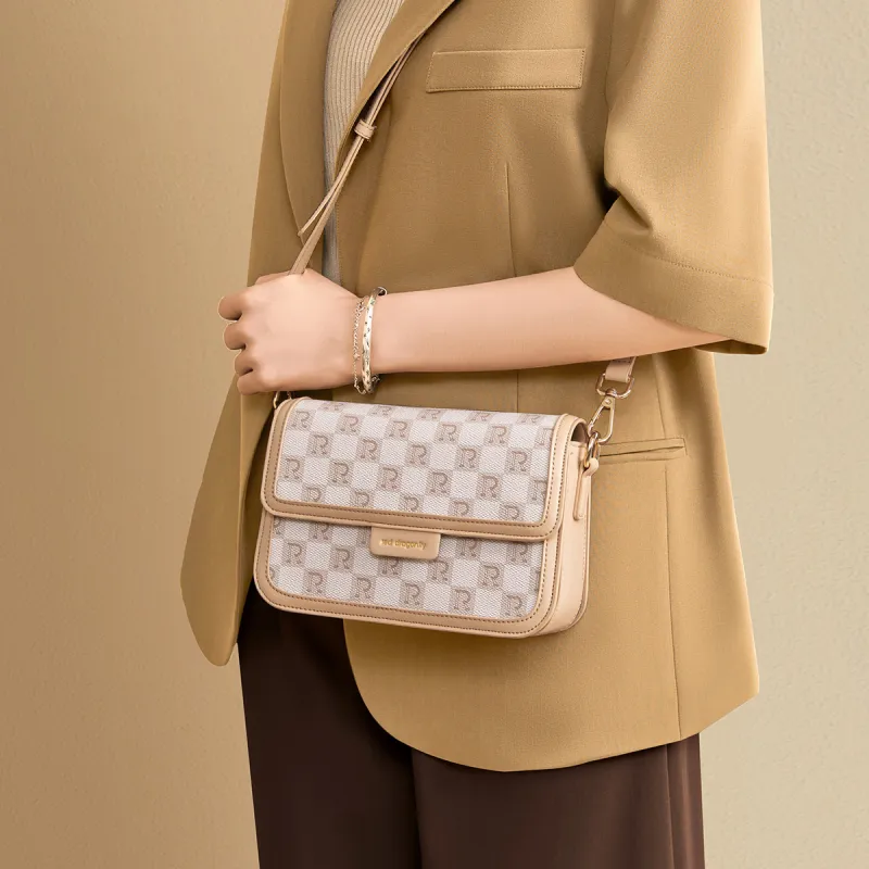 RED DRAGONFLY PVC Shoulder Bag Women's Milk Tea/Caramel-11