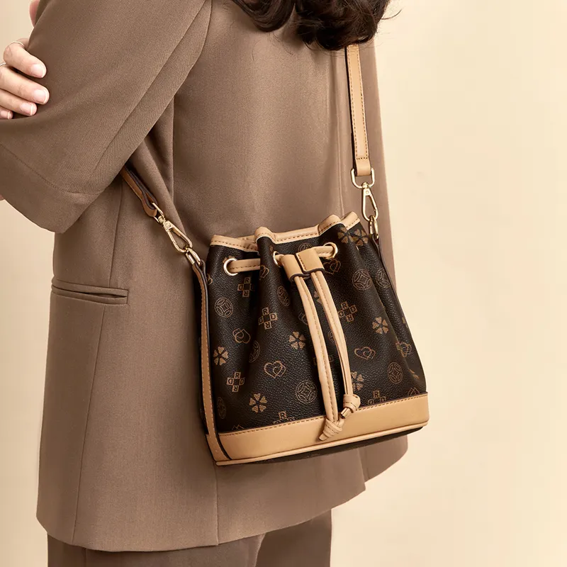 RED DRAGONFLY PVC Bucket Bag, Shoulder Bag, Crossbody Bag, Handbag Regular Women's Multicolor-9