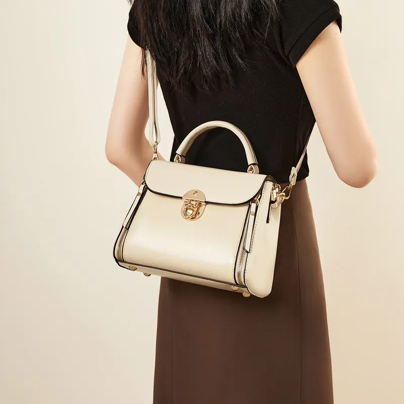 RED DRAGONFLY Handbags-18
