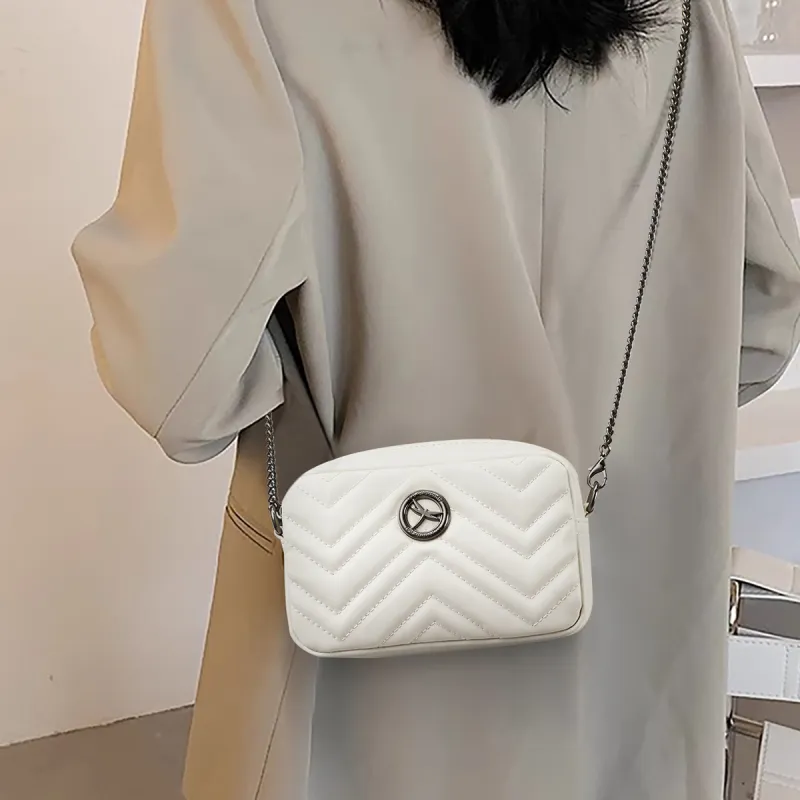 RED DRAGONFLY Polyurethane With Synthetic Leather Shoulder Bag Regular Women's Black/Ecru/White-9