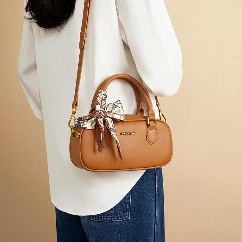 RED DRAGONFLY Cow Split Leather Handbag Regular Unisex Brown/Black-7