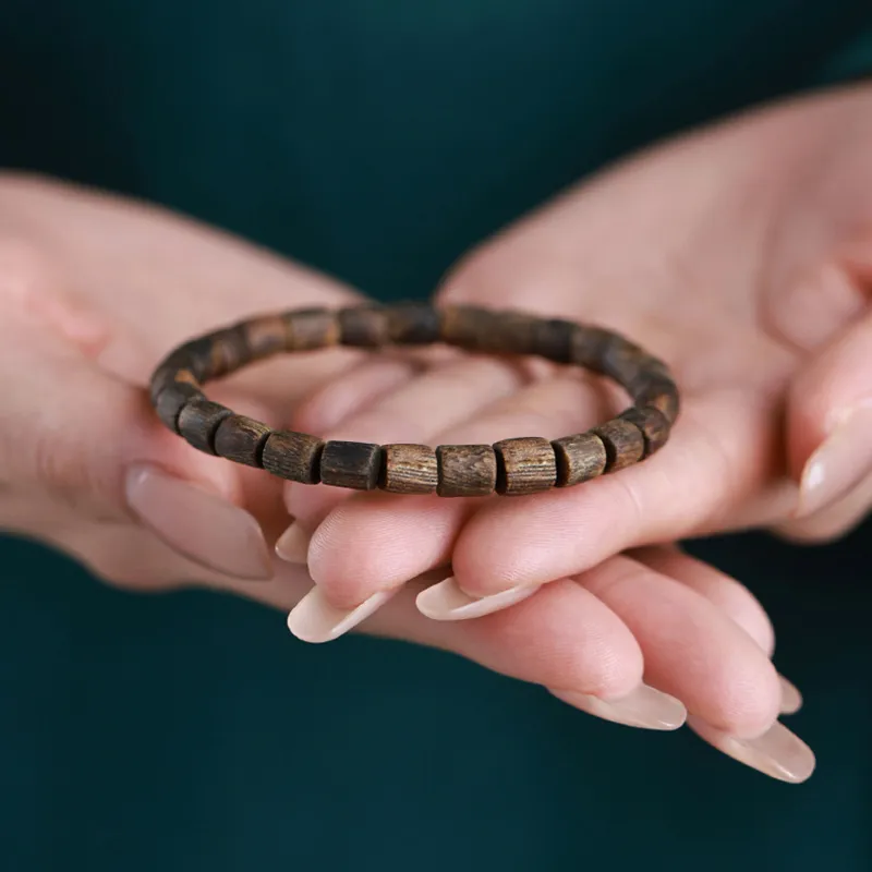 Xifeng Building Agarwood Bracelets Unisex-4