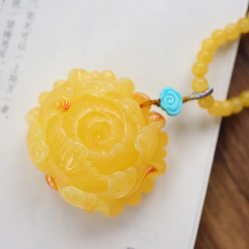 Xifeng Building Beeswax Necklaces Unisex-3