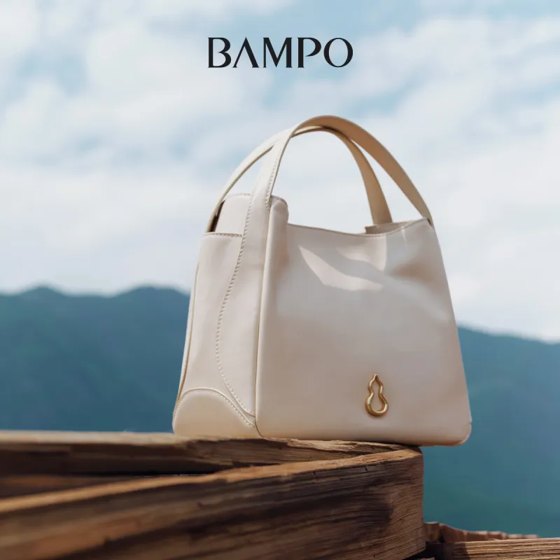 BAMPO Top Grain Cow Leather Shoulder Bag, Crossbody Bag, Handbag Women's Poria White-1