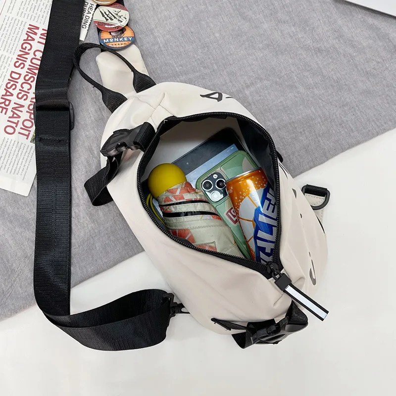 Worm's Home Nylon Sling Bag Regular Unisex-4