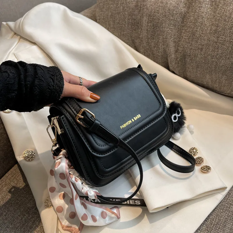 Worm's Home PU Shoulder Bag, Crossbody Bag Women's White/Black/Coffee-1