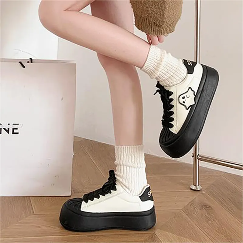 KARLIE KELLER Wear-resistant Lightweight Breathable And Non-slip. Low-Top Skateboard Shoes Women's Blue-11
