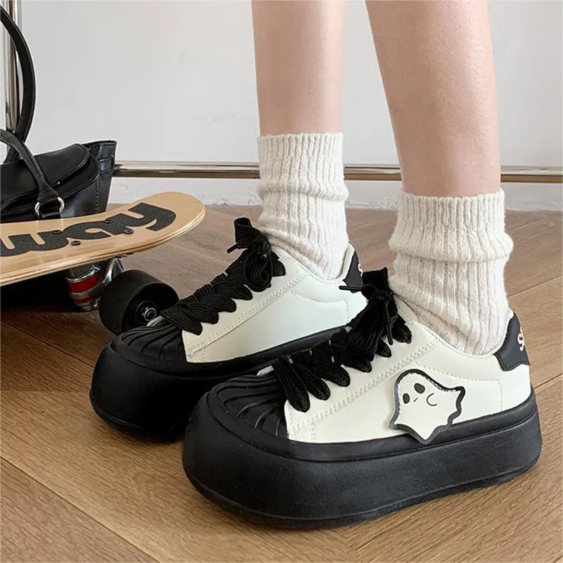 KARLIE KELLER Wear-resistant Lightweight Breathable And Non-slip. Low-Top Skateboard Shoes Women's Blue-10