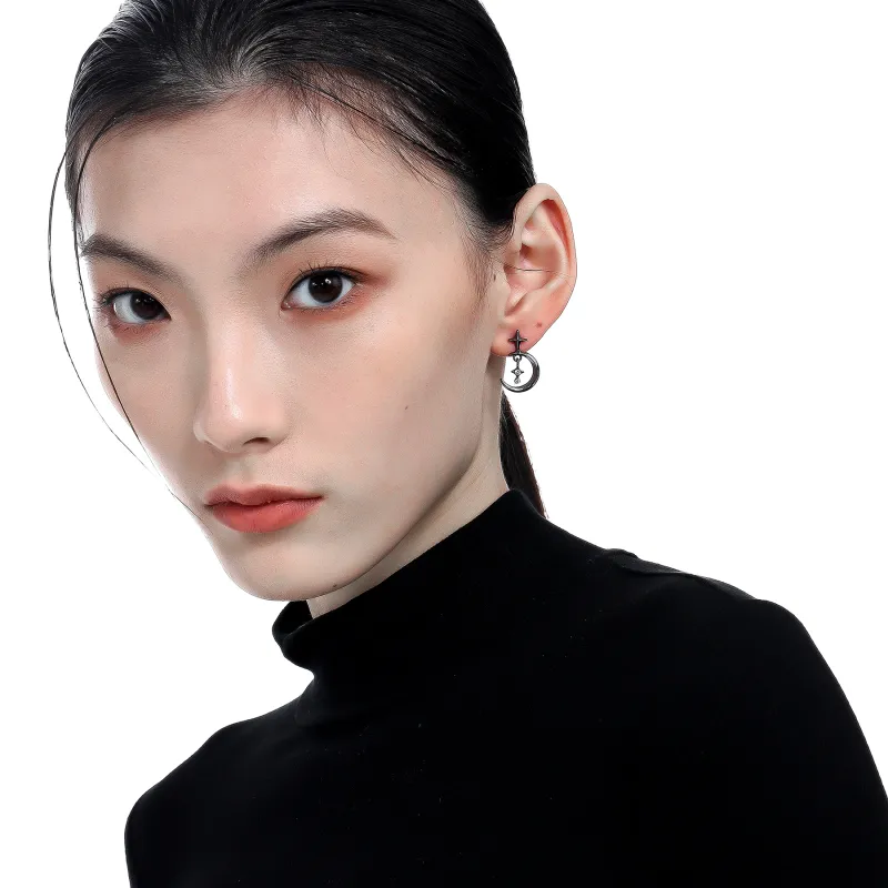MISS XIA JWY S925 Silver Stud Earrings Unisex-1