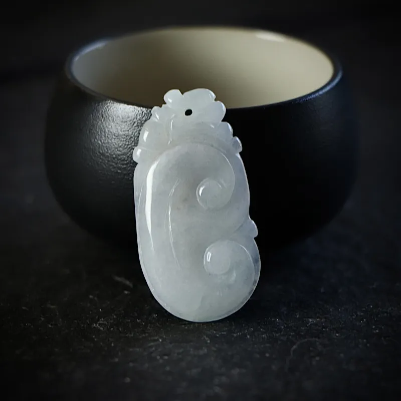 South Asia Bean Type Jadeite Pendants Unisex-3