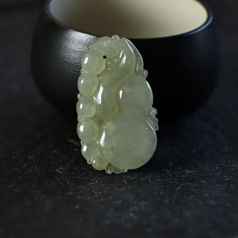 South Asia Bean Type Jadeite Pendants Unisex-2