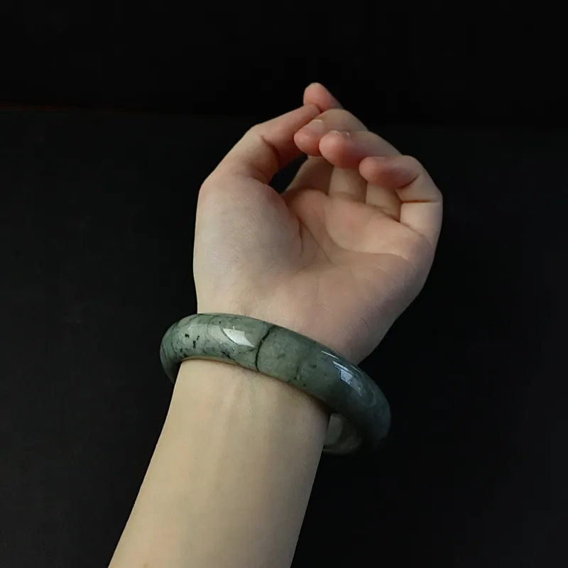 South Asia Bean Type Jadeite Bangles Unisex-1
