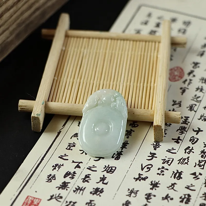 South Asia Bean Type Jadeite Pendants Unisex-4