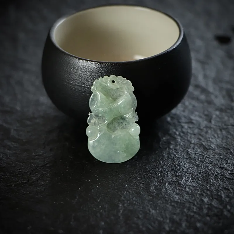 South Asia Bean Type Jadeite Pendants Unisex-3