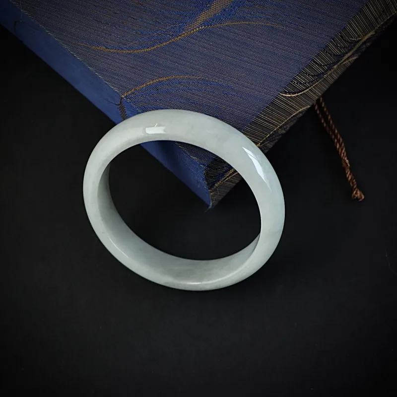 South Asia Bean Type Jadeite Bangles Unisex-4