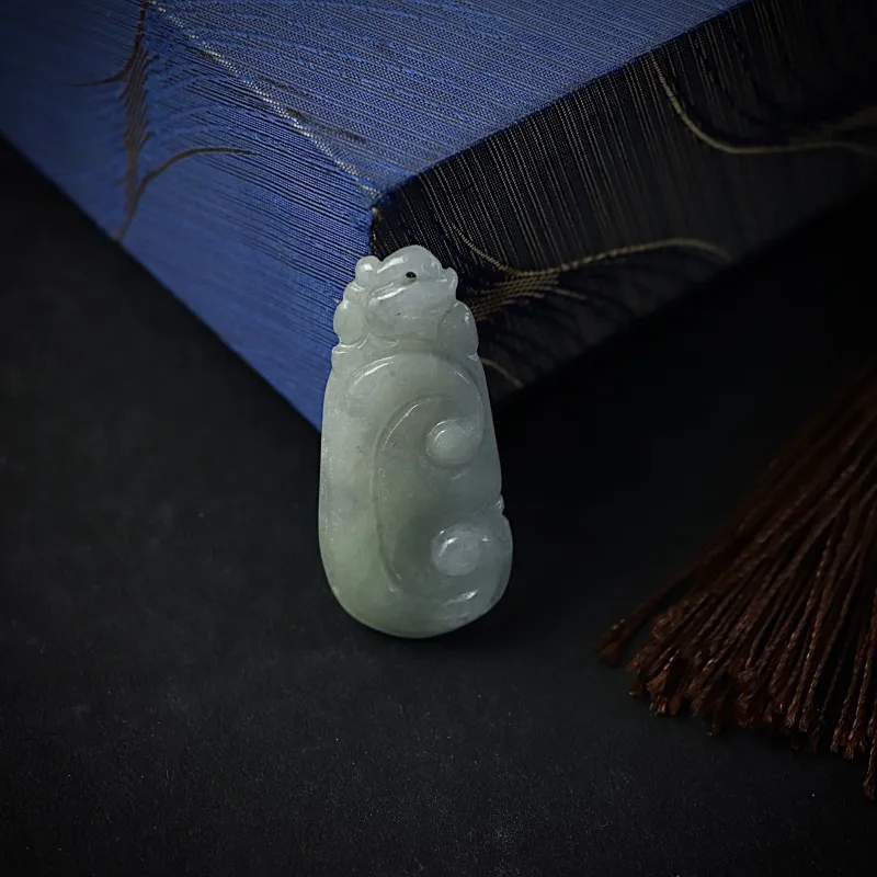 South Asia Bean Type Jadeite Pendants Unisex-5