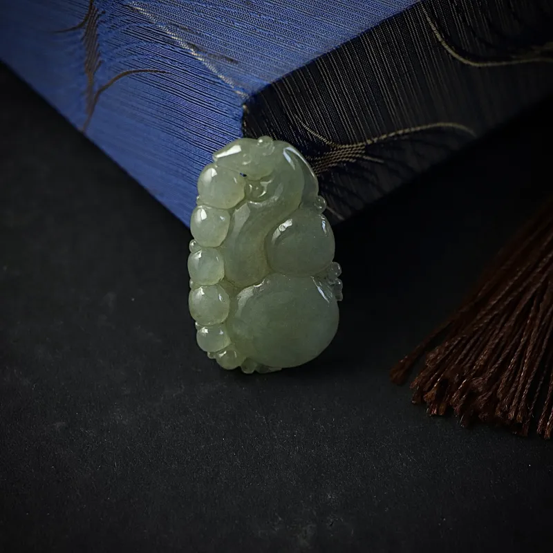 South Asia Bean Type Jadeite Pendants Unisex-5