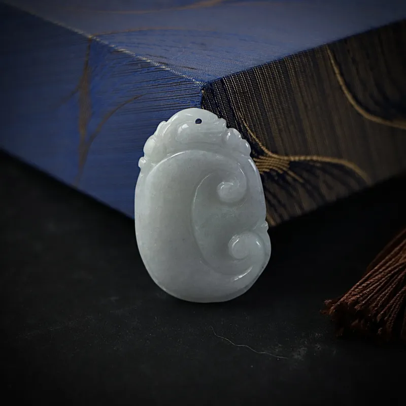 South Asia Bean Type Jadeite Pendants Unisex-1