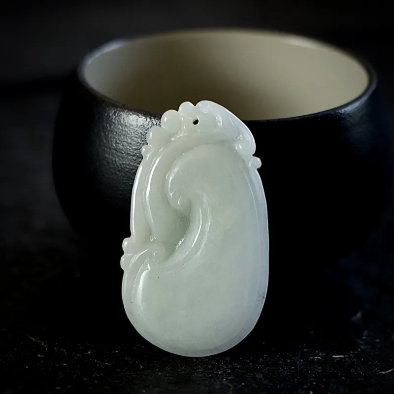 South Asia Bean Type Jadeite Pendants Unisex-2