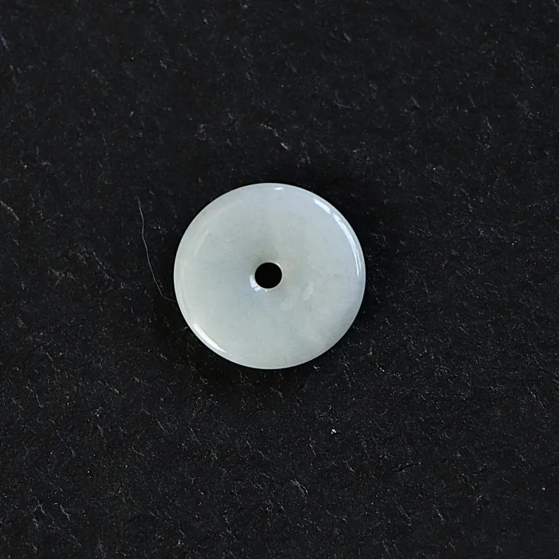 South Asia Bean Type Jadeite Pendants Unisex-1