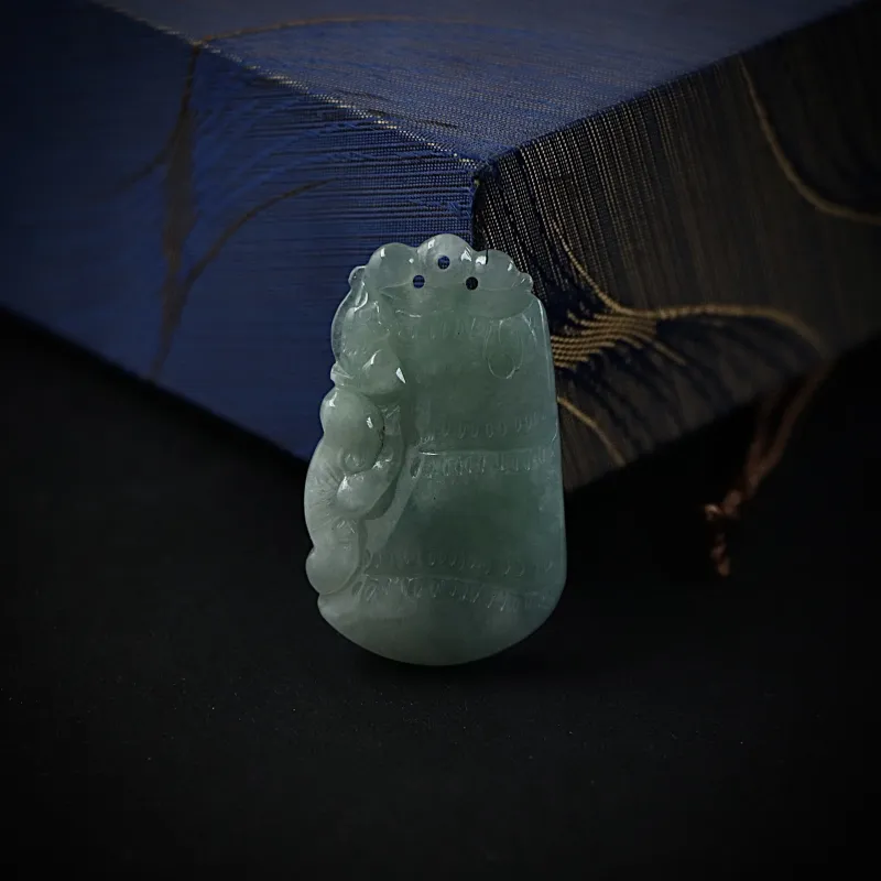 South Asia Bean Type Jadeite Pendants Unisex-5