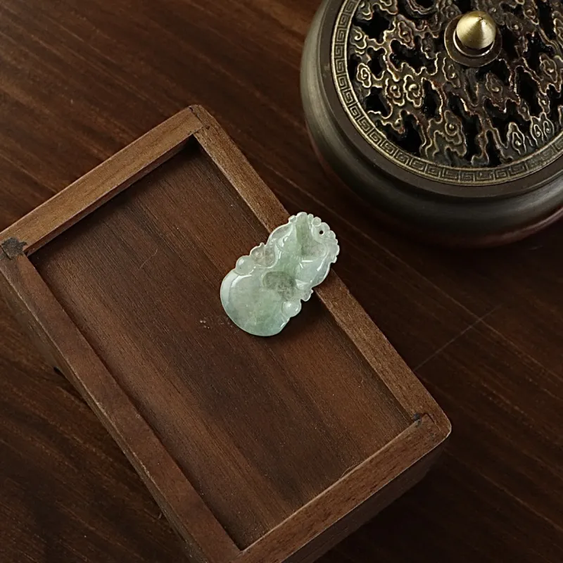South Asia Bean Type Jadeite Pendants Unisex-5