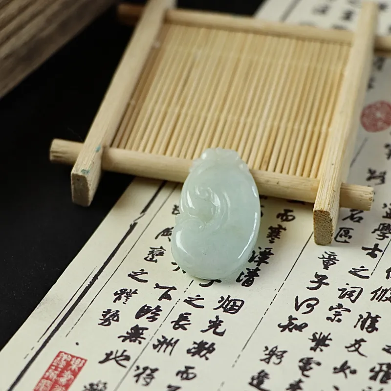 South Asia Bean Type Jadeite Pendants Unisex-5